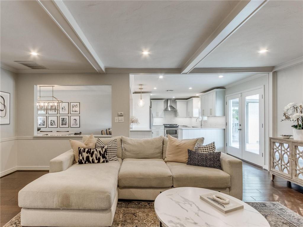 2613 NW 67th Street