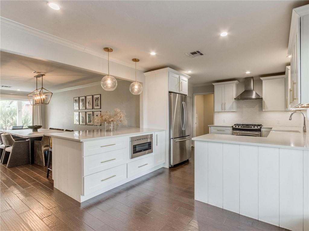 2613 NW 67th Street
