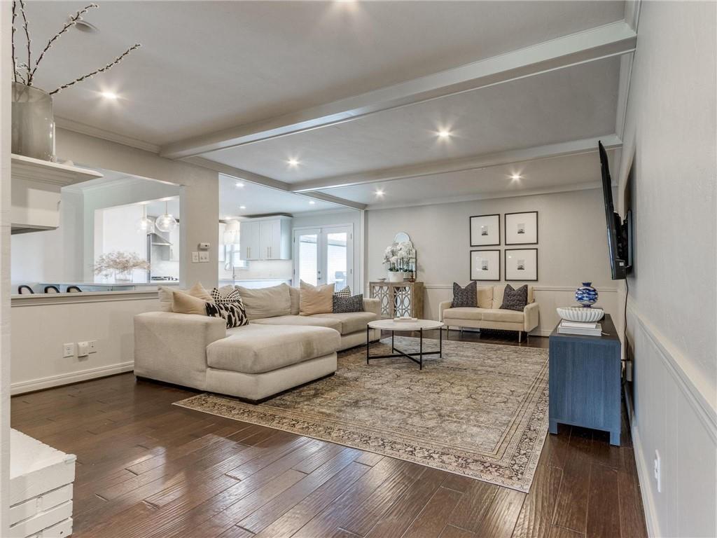 2613 NW 67th Street