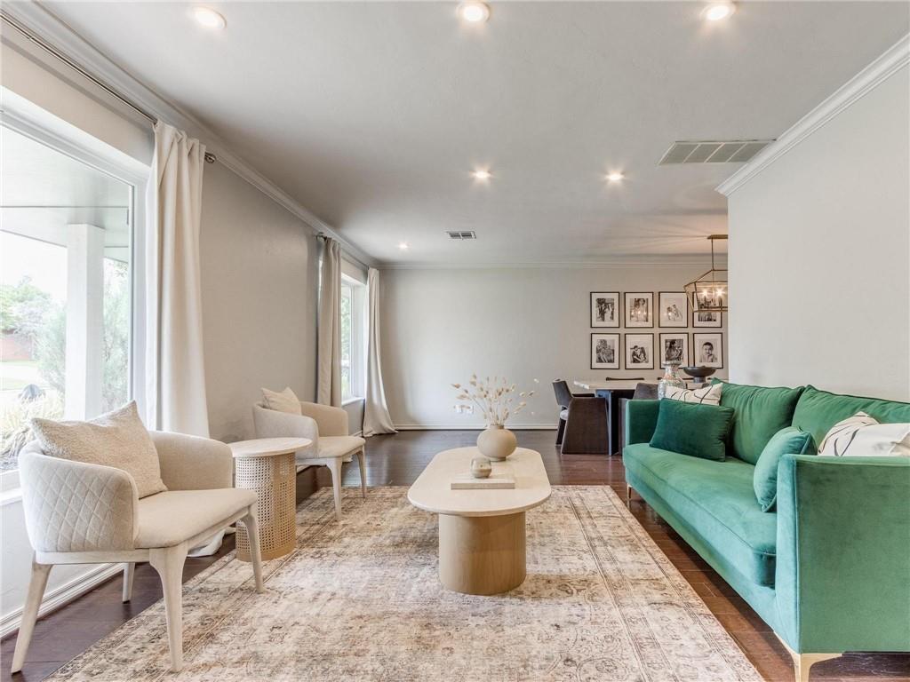 2613 NW 67th Street