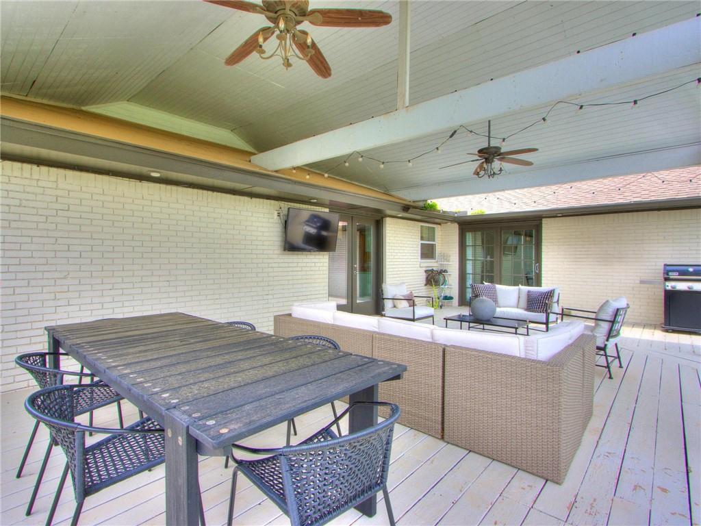 2613 NW 67th Street