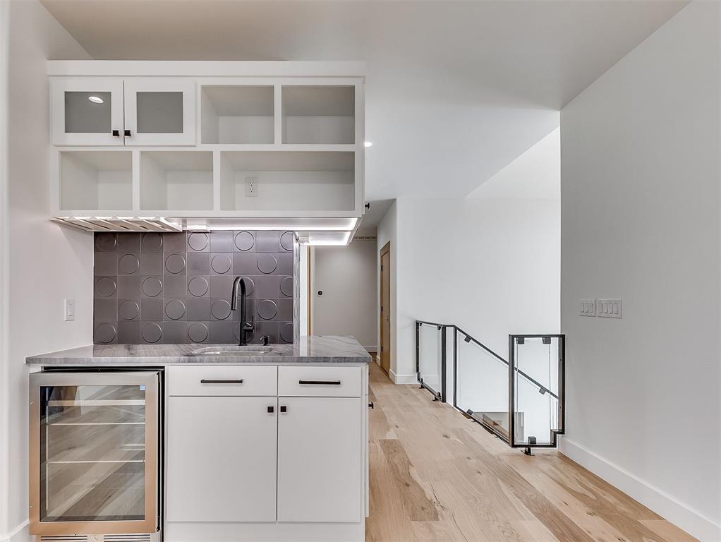 14101 Shoreline Boulevard