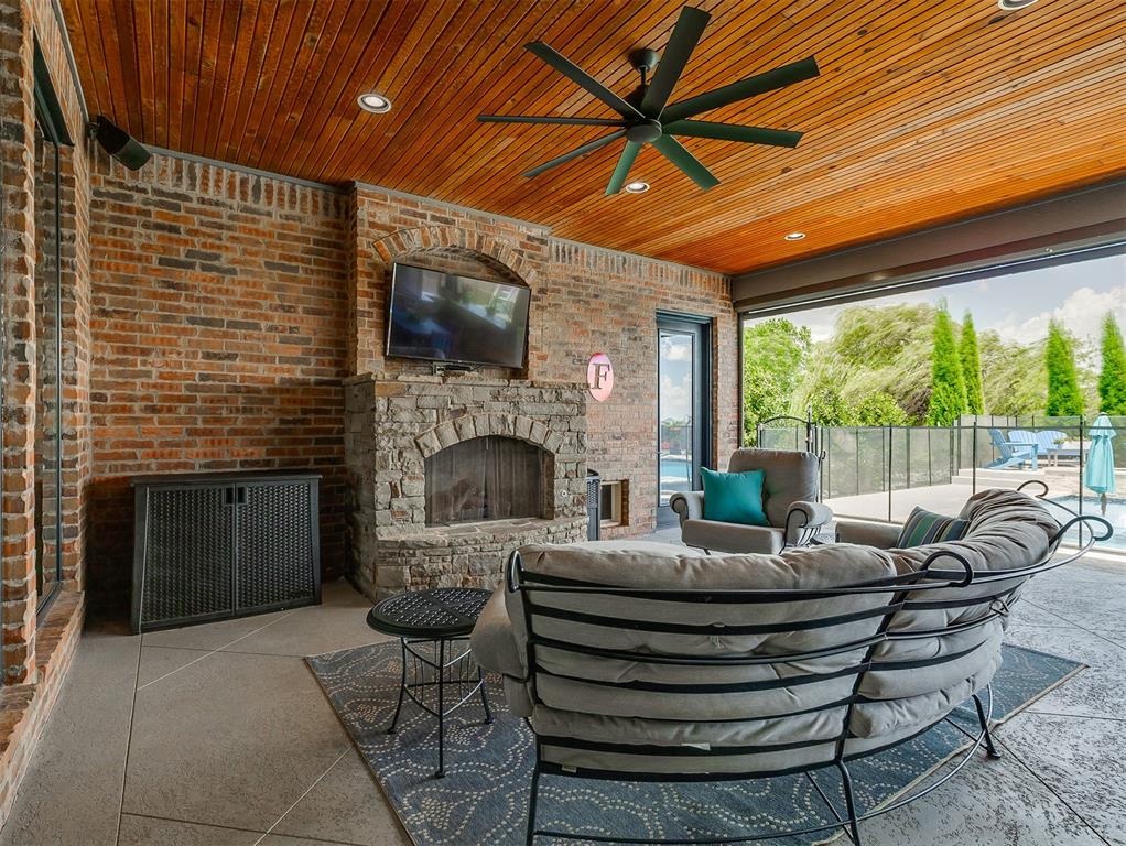 17704 Prairie Sky Way