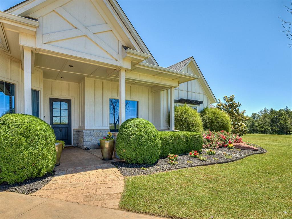 24010 Oak Bend Drive