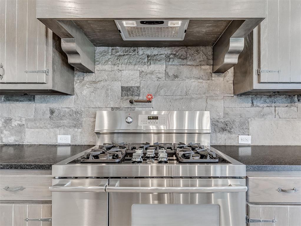 24010 Oak Bend Drive
