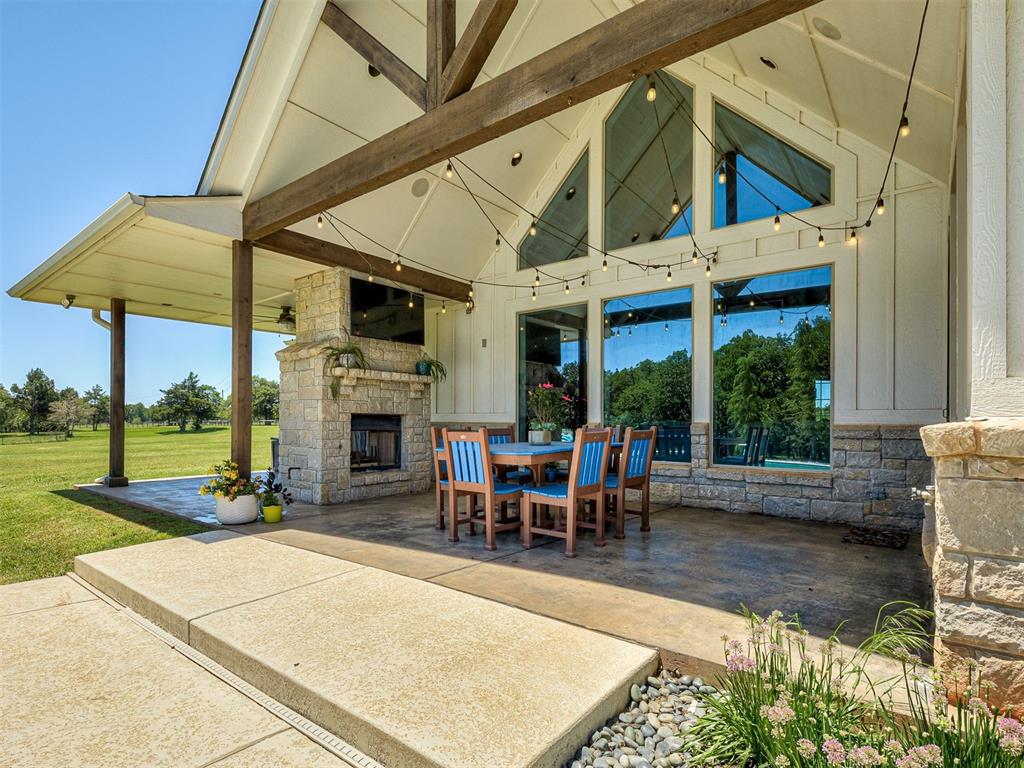 24010 Oak Bend Drive