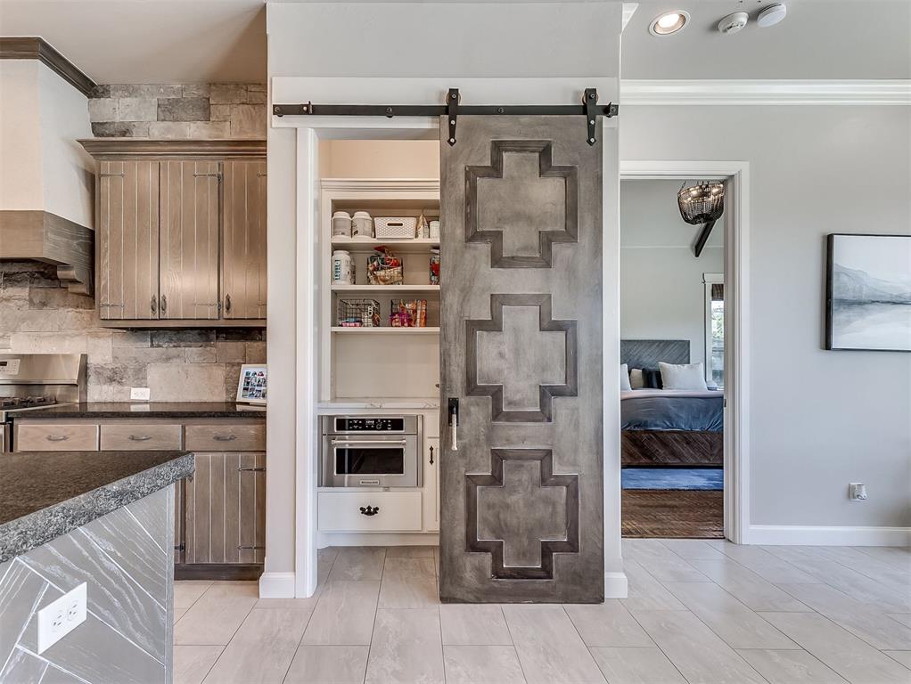 24010 Oak Bend Drive