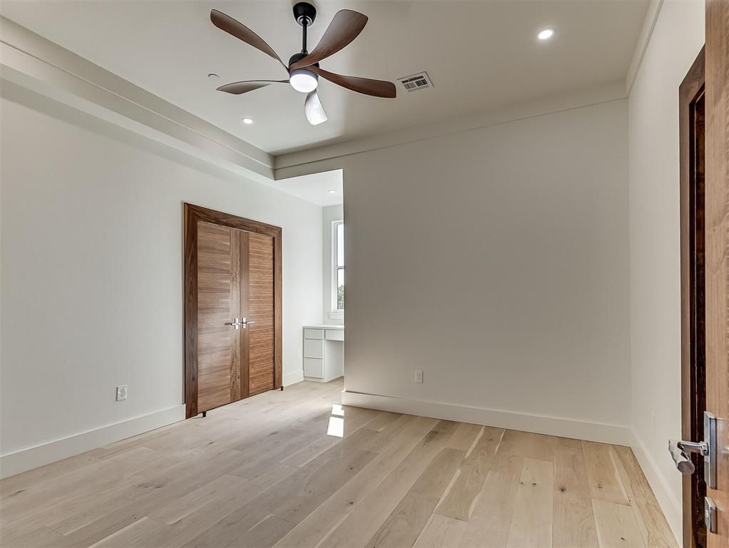 13908 Hillside Circle