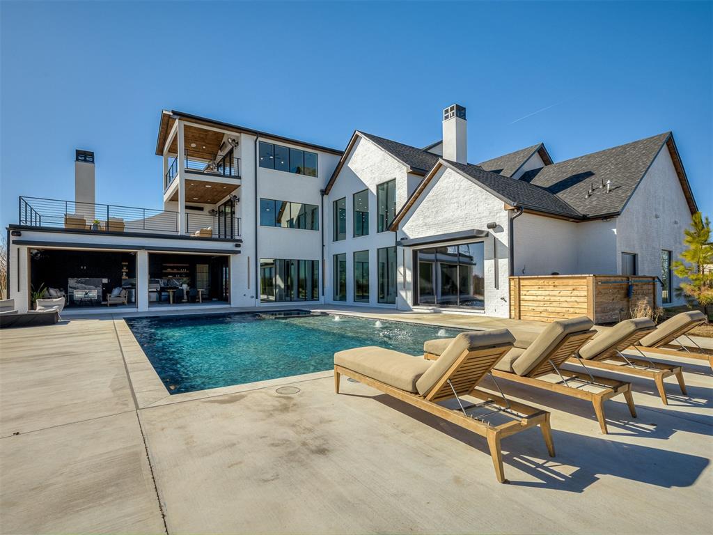 13908 Hillside Circle