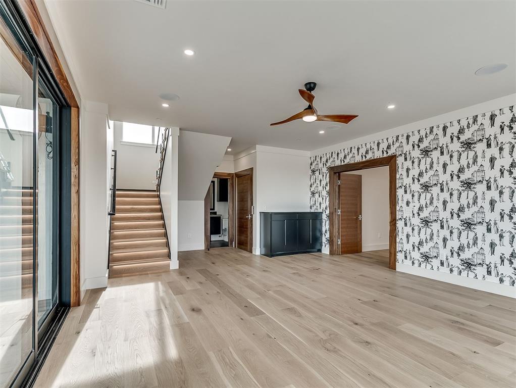 13908 Hillside Circle