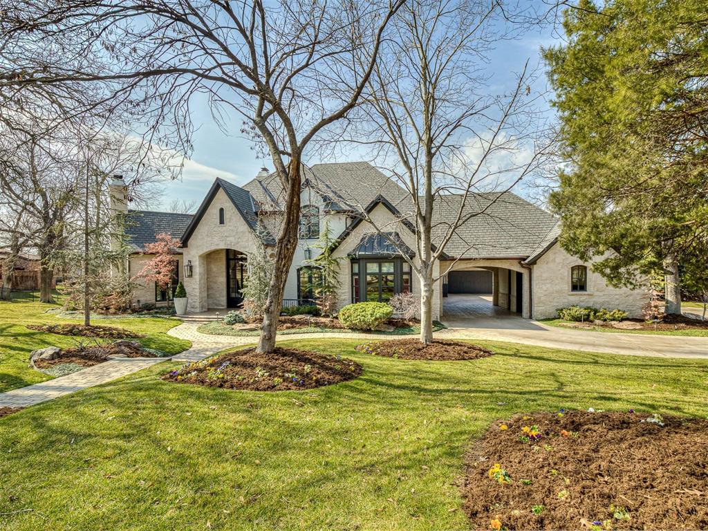 6501 Oak Heritage Trail