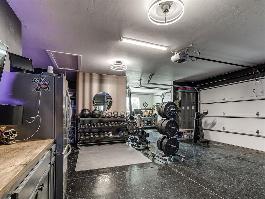 8909 SW 105th Street