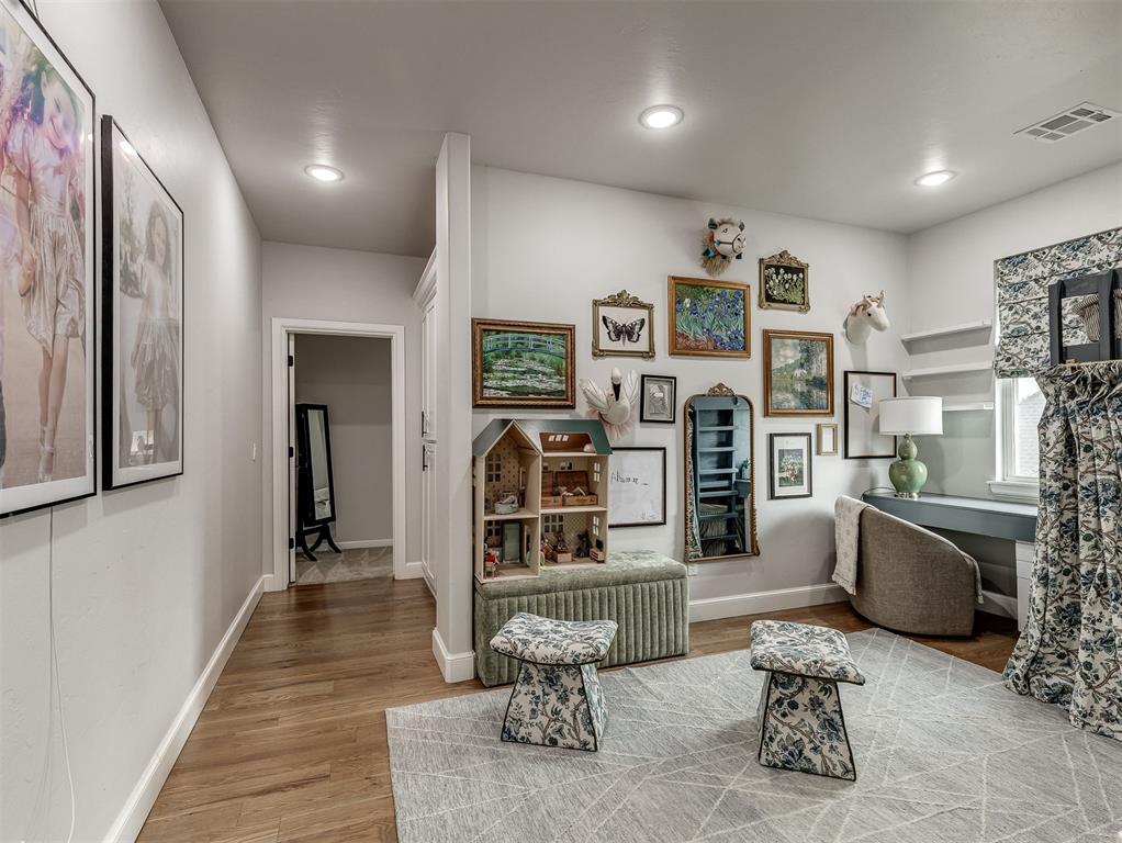 8909 SW 105th Street