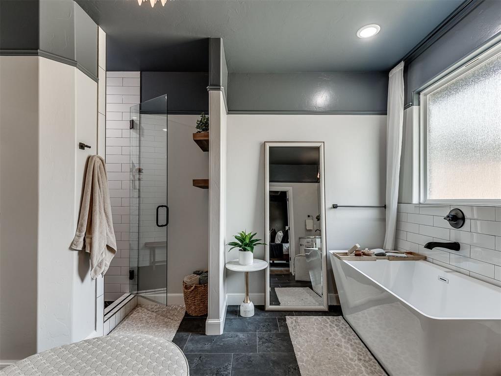 8909 SW 105th Street