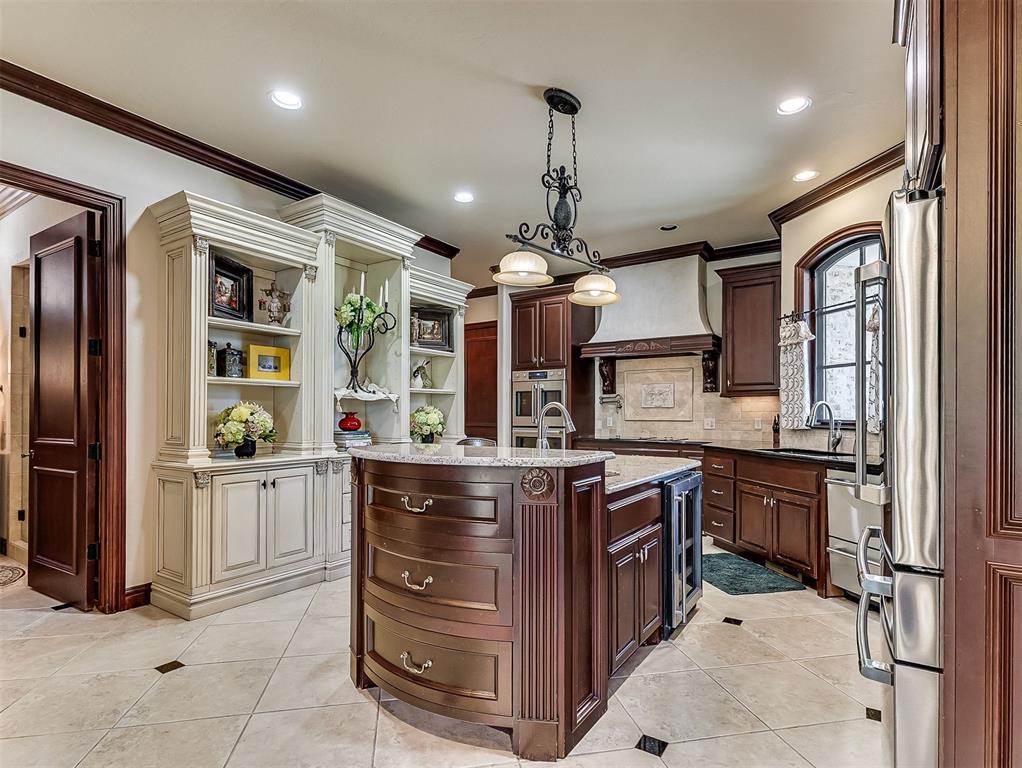 716 Legacy Drive