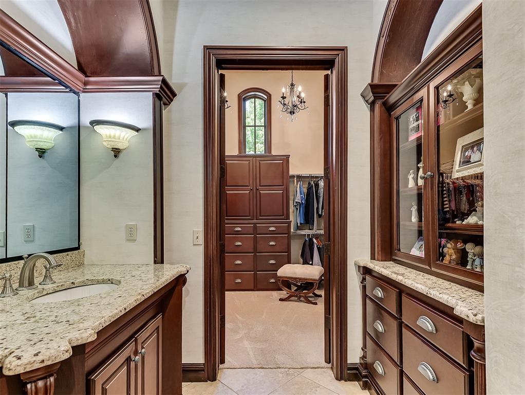 716 Legacy Drive