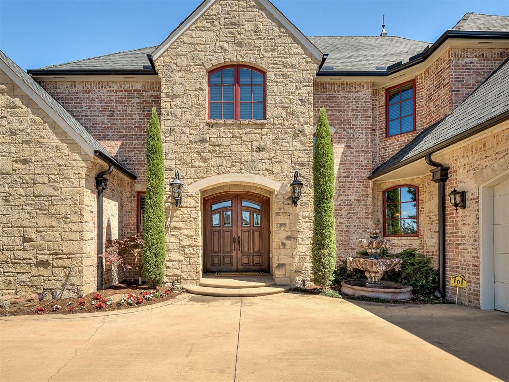 716 Legacy Drive