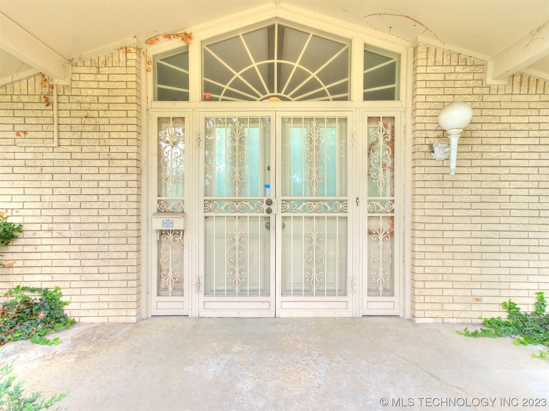 1234 S 101st East Avenue