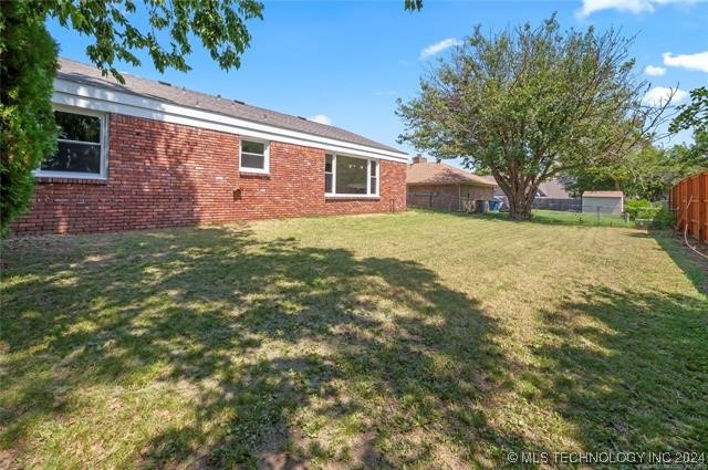 7532 E 55th Place
