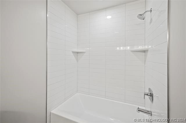 7532 E 55th Place