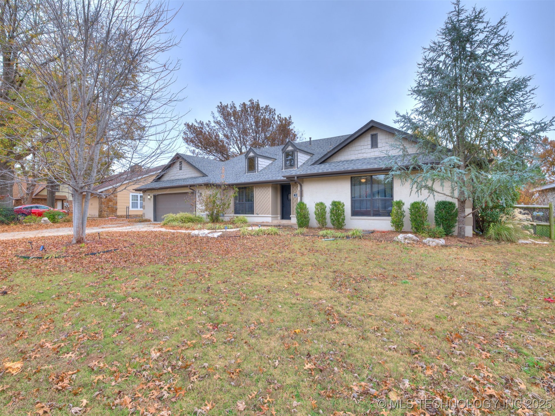 517 Meadowood Drive