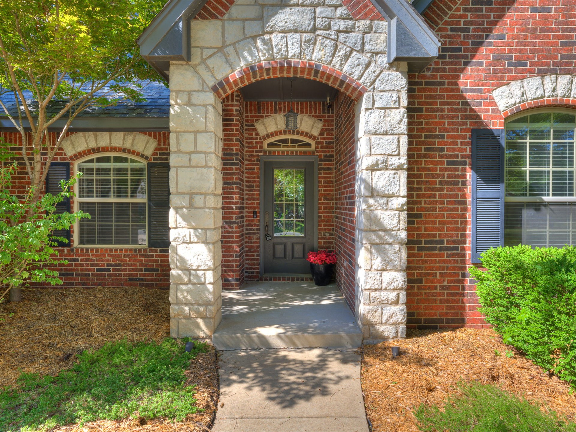 1729 E 136th Place S