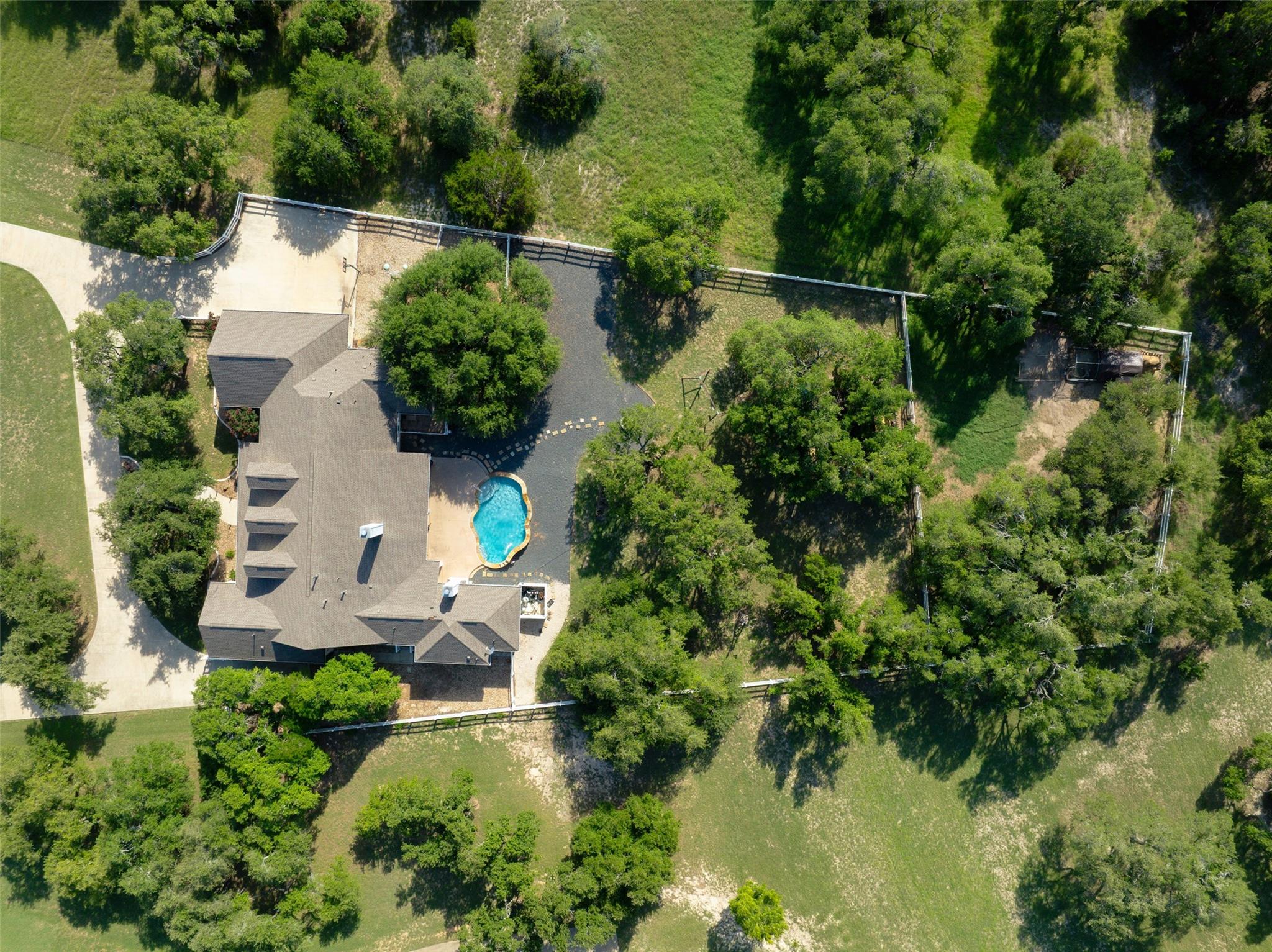 914 Ranchers Club LN