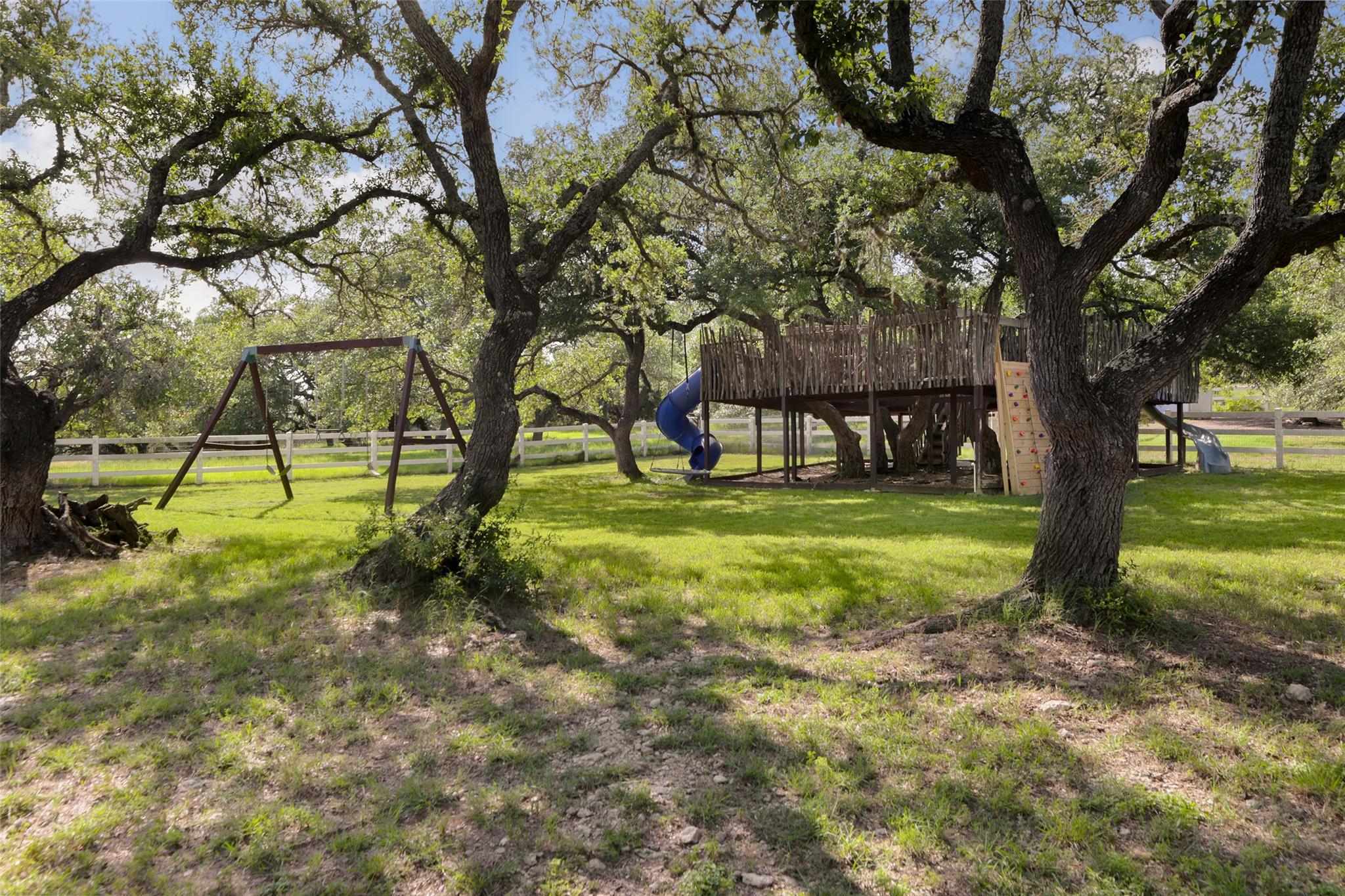 914 Ranchers Club LN