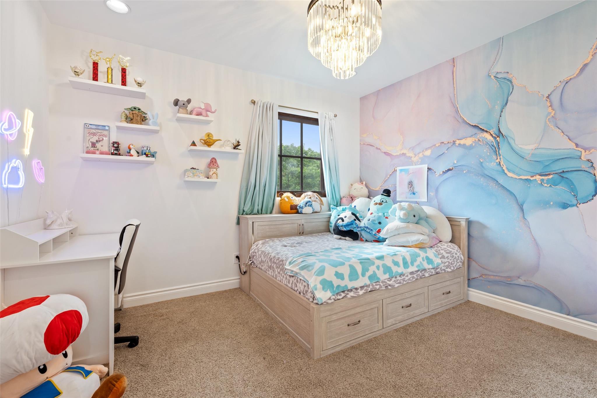 425 Brandon WAY