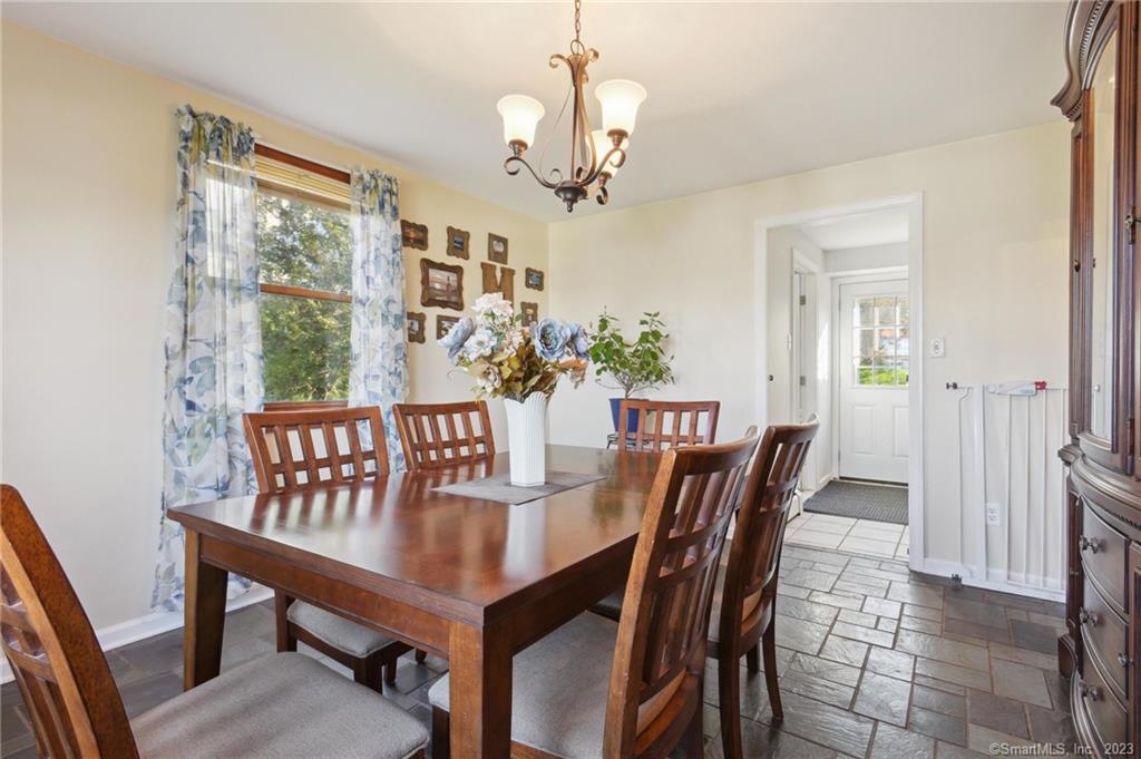 28 Surrey Drive