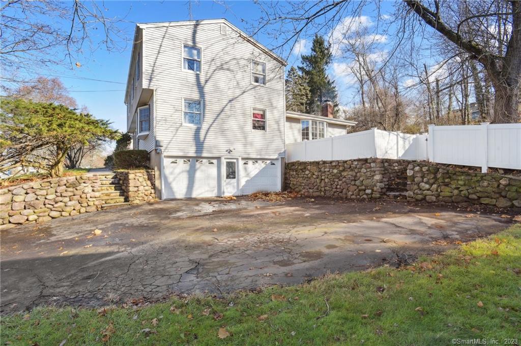 28 Surrey Drive