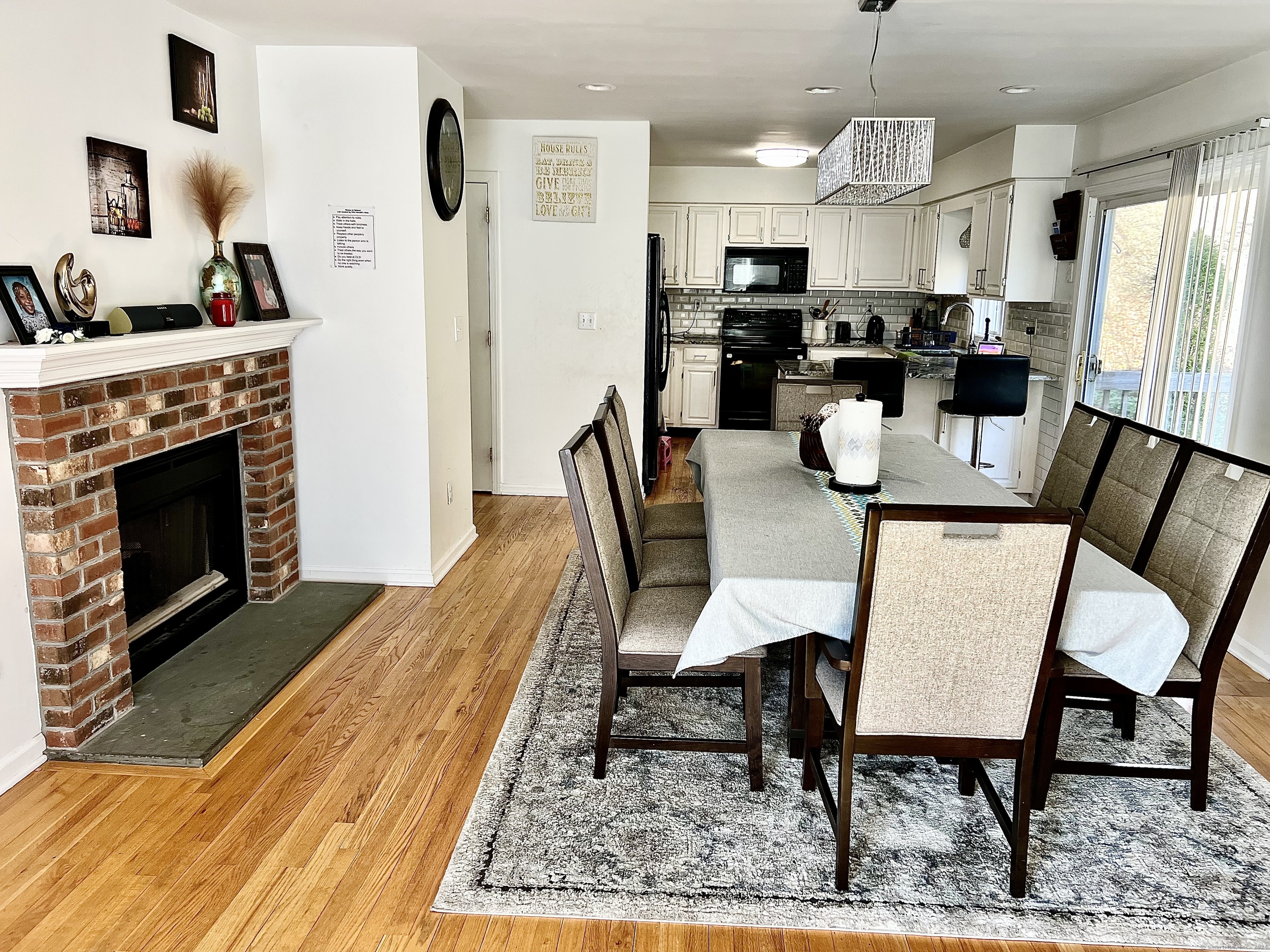 22 Warren Drive 22