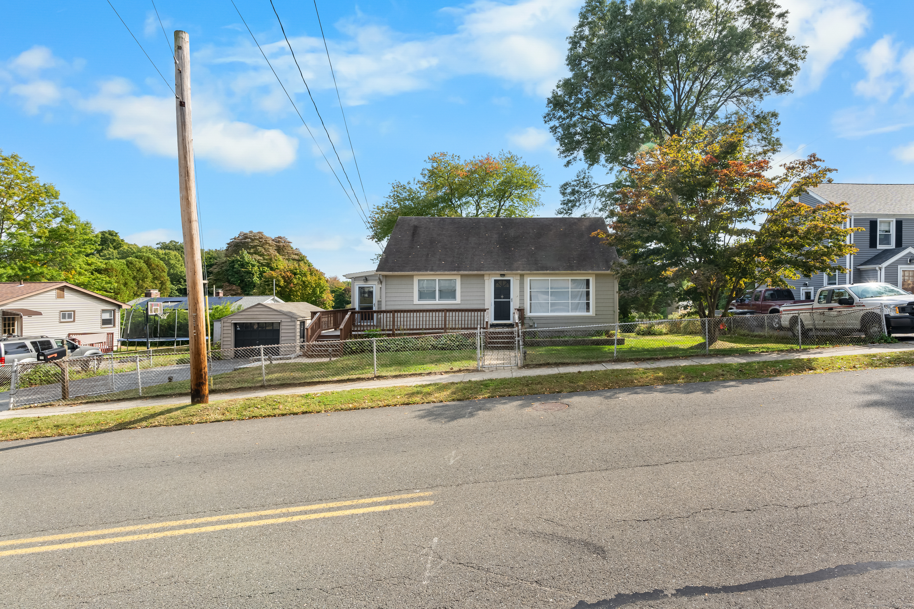 91 West Avenue
