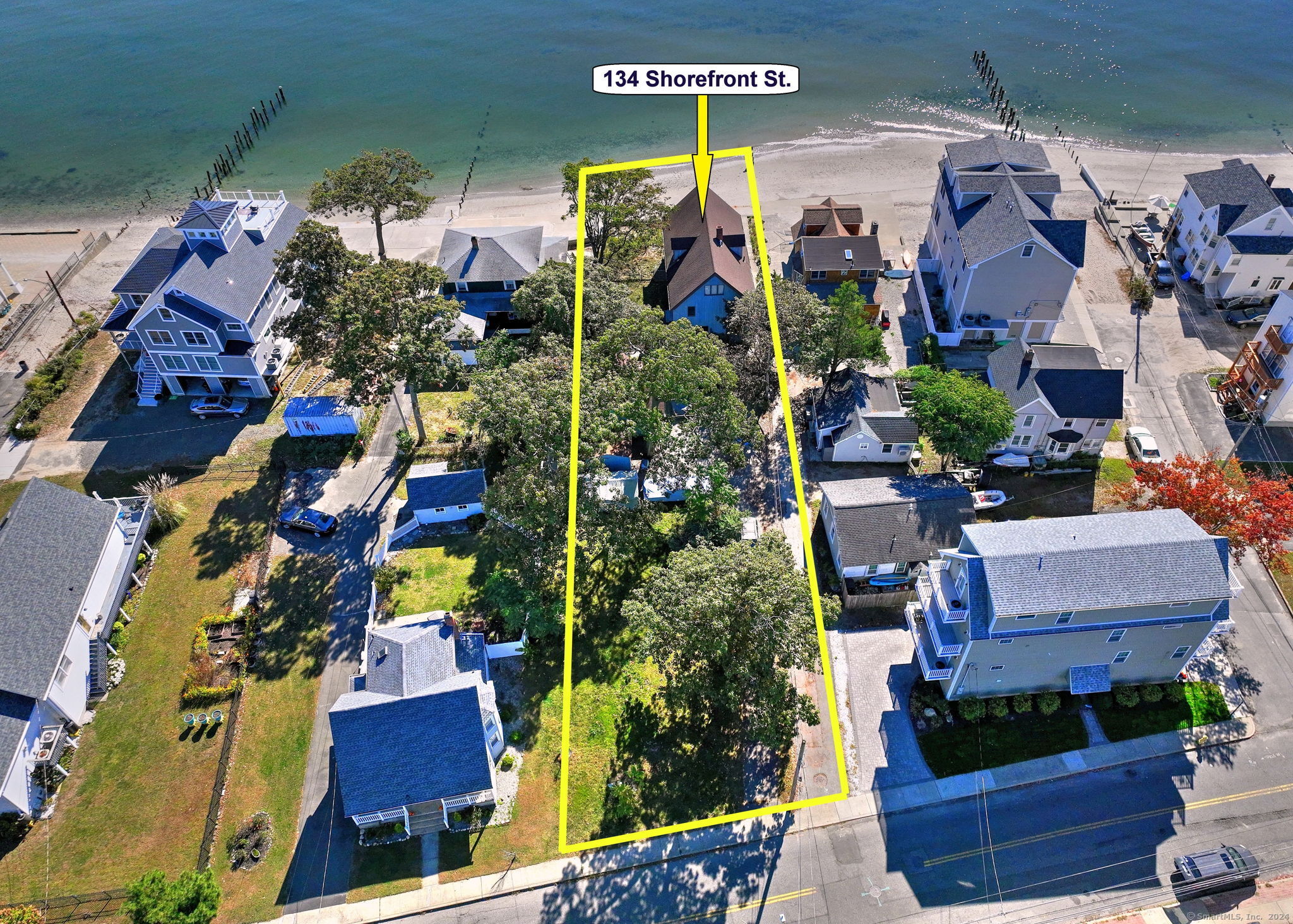 134 Shorefront Street