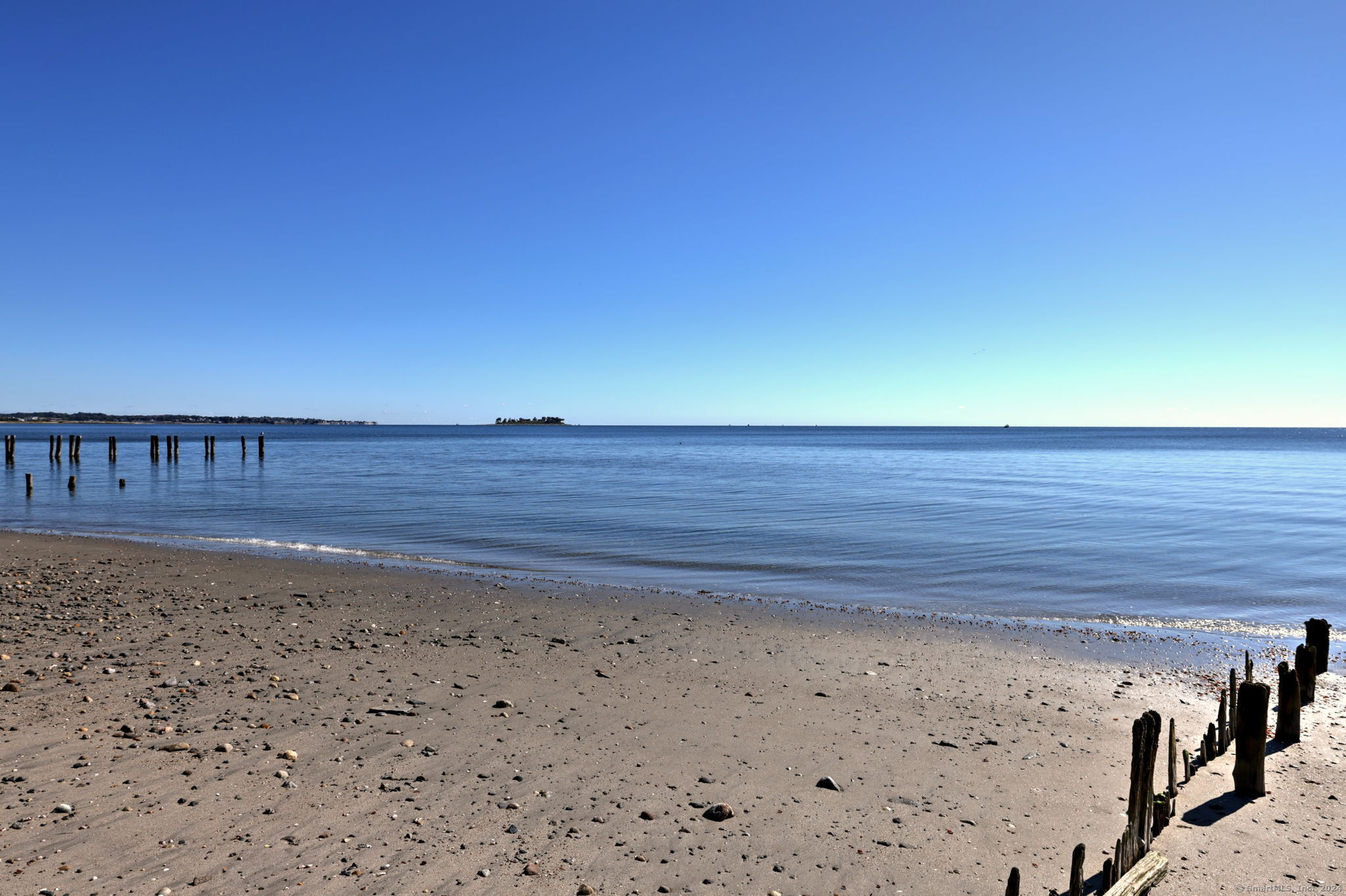 134 Shorefront Street