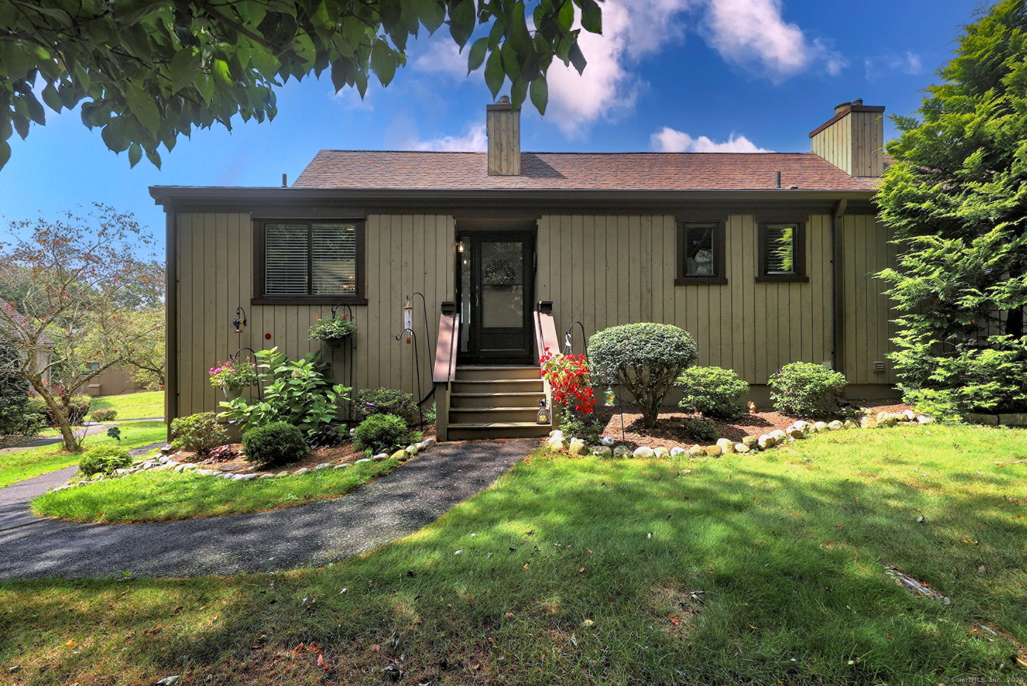 573 North Trail B