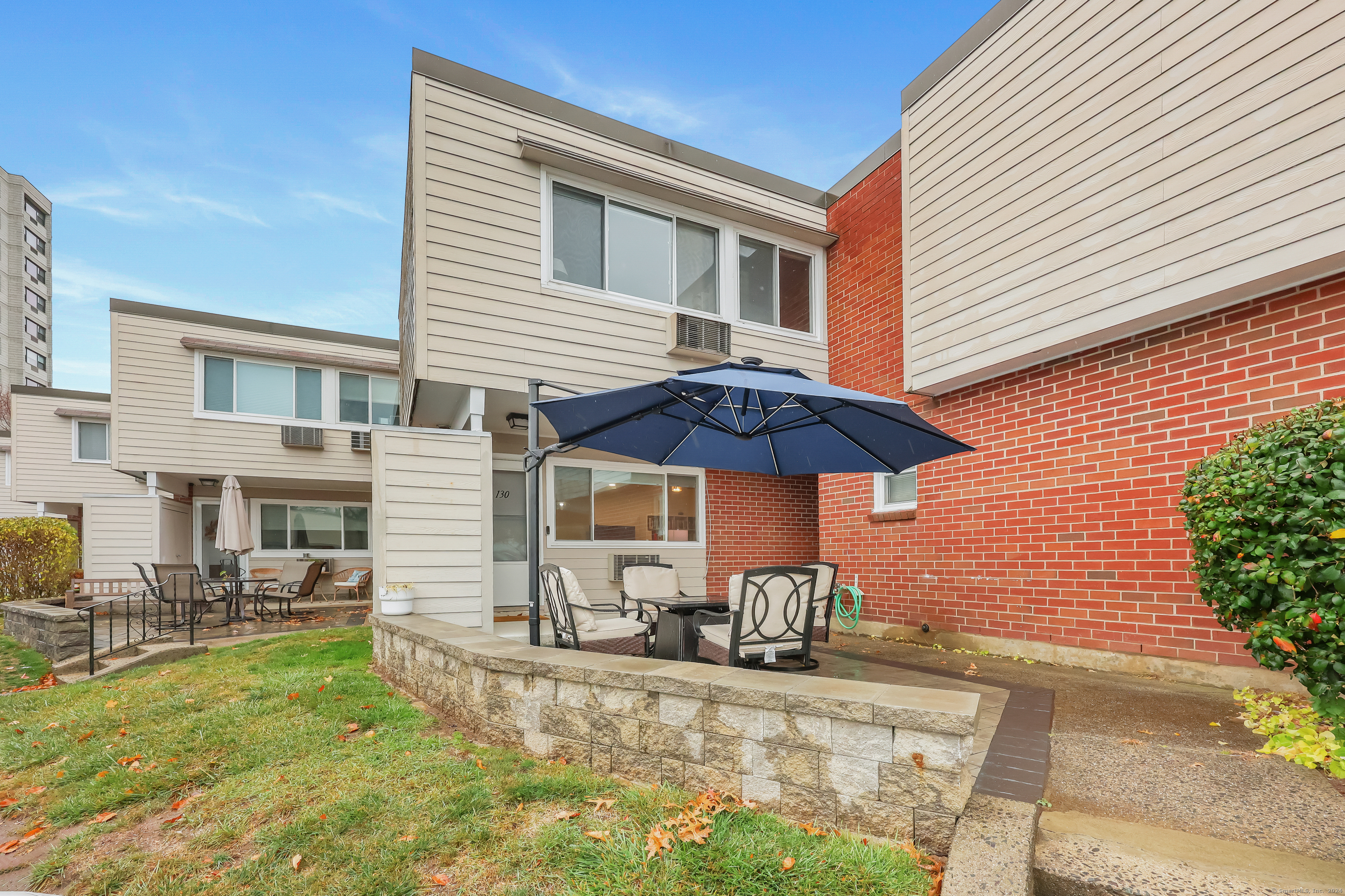 130 West Walk 130