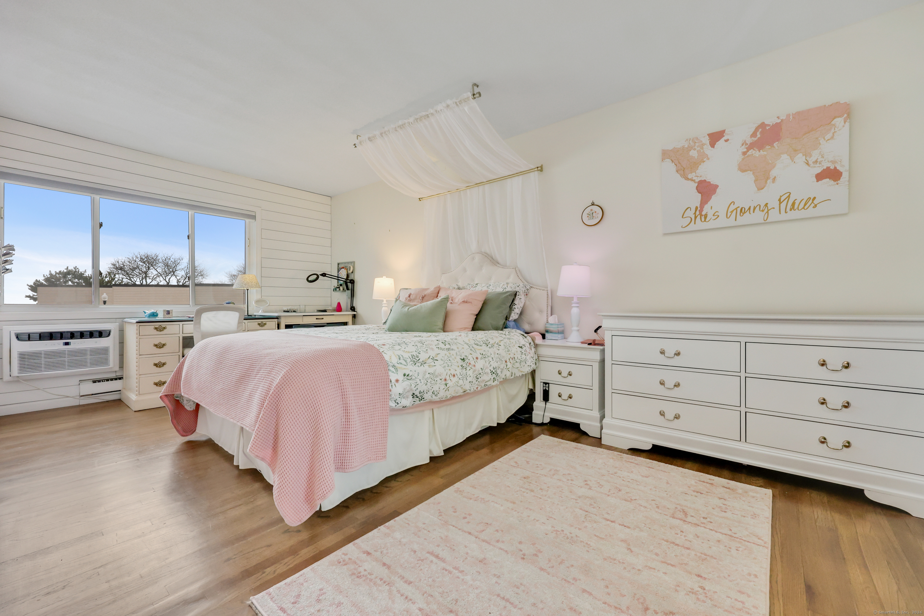 130 West Walk 130