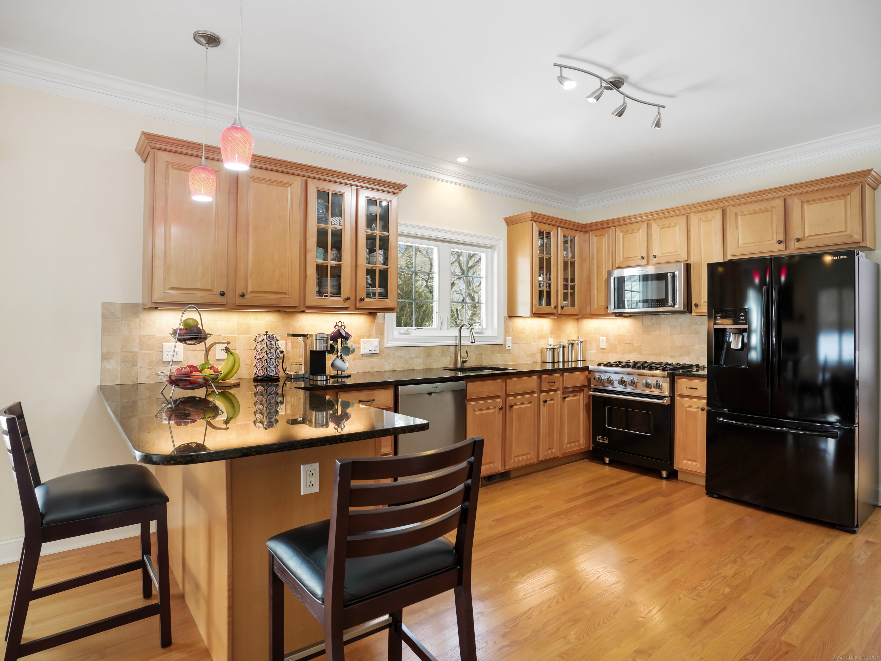 200 Highland Avenue