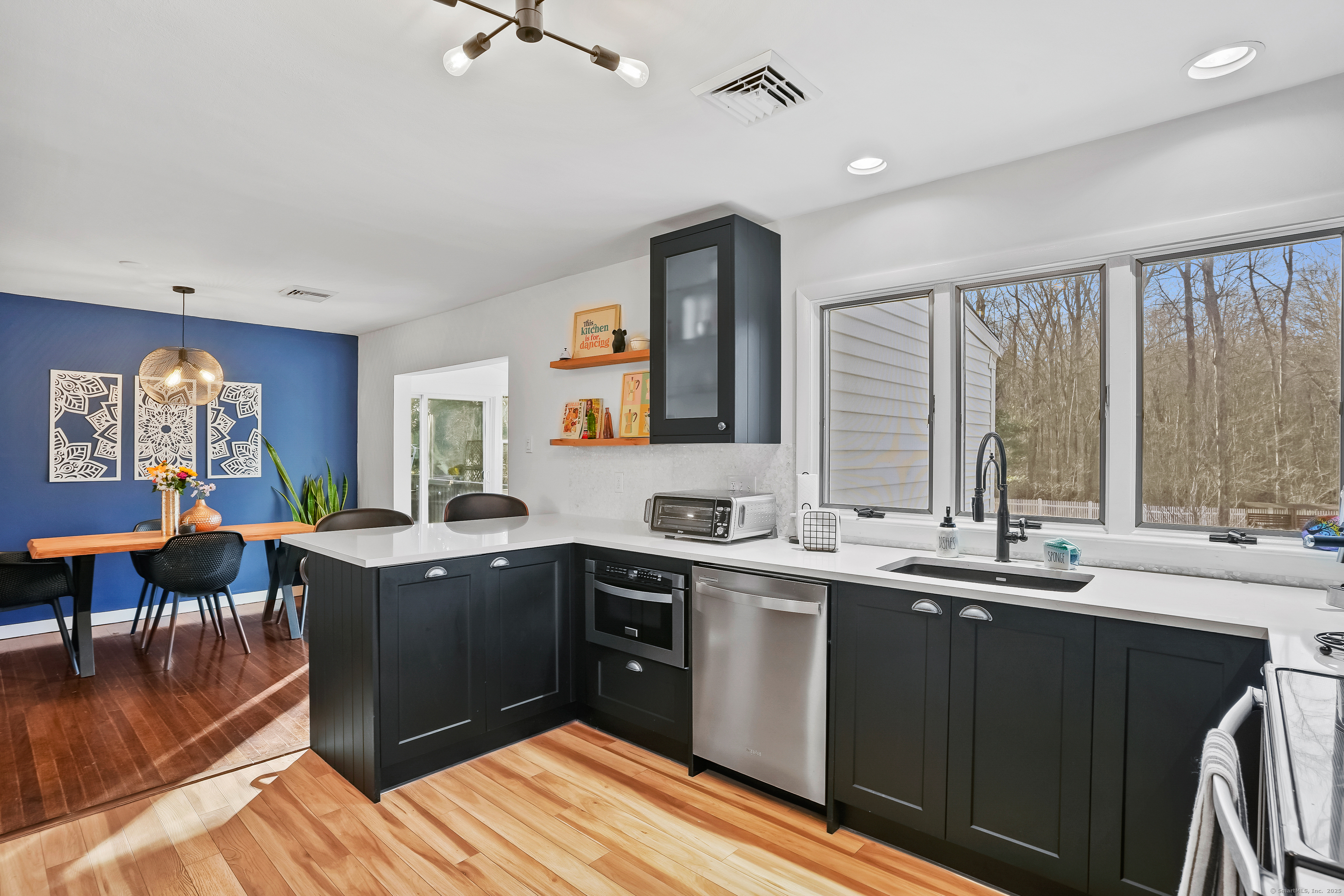 27 Grassland Road