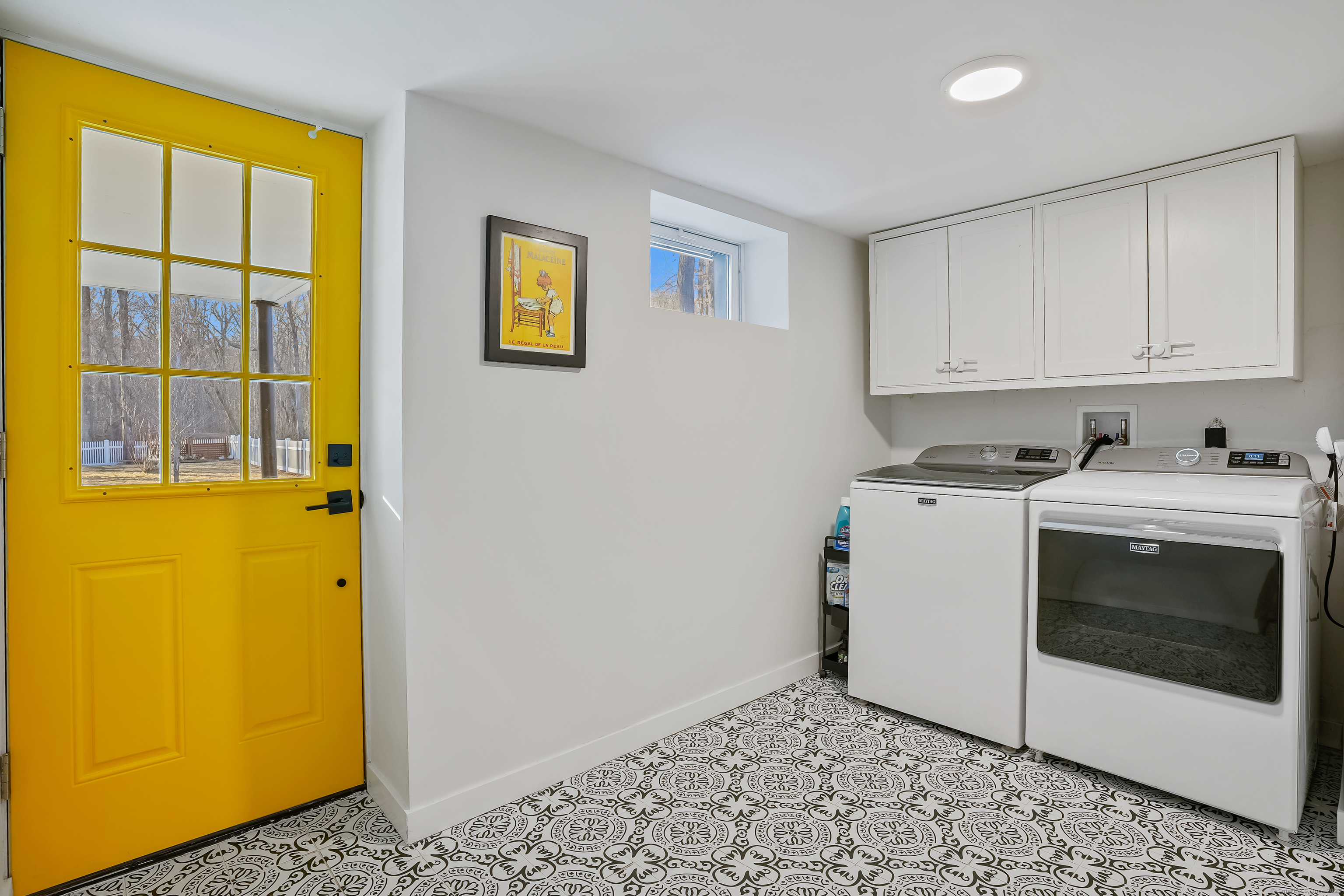 27 Grassland Road