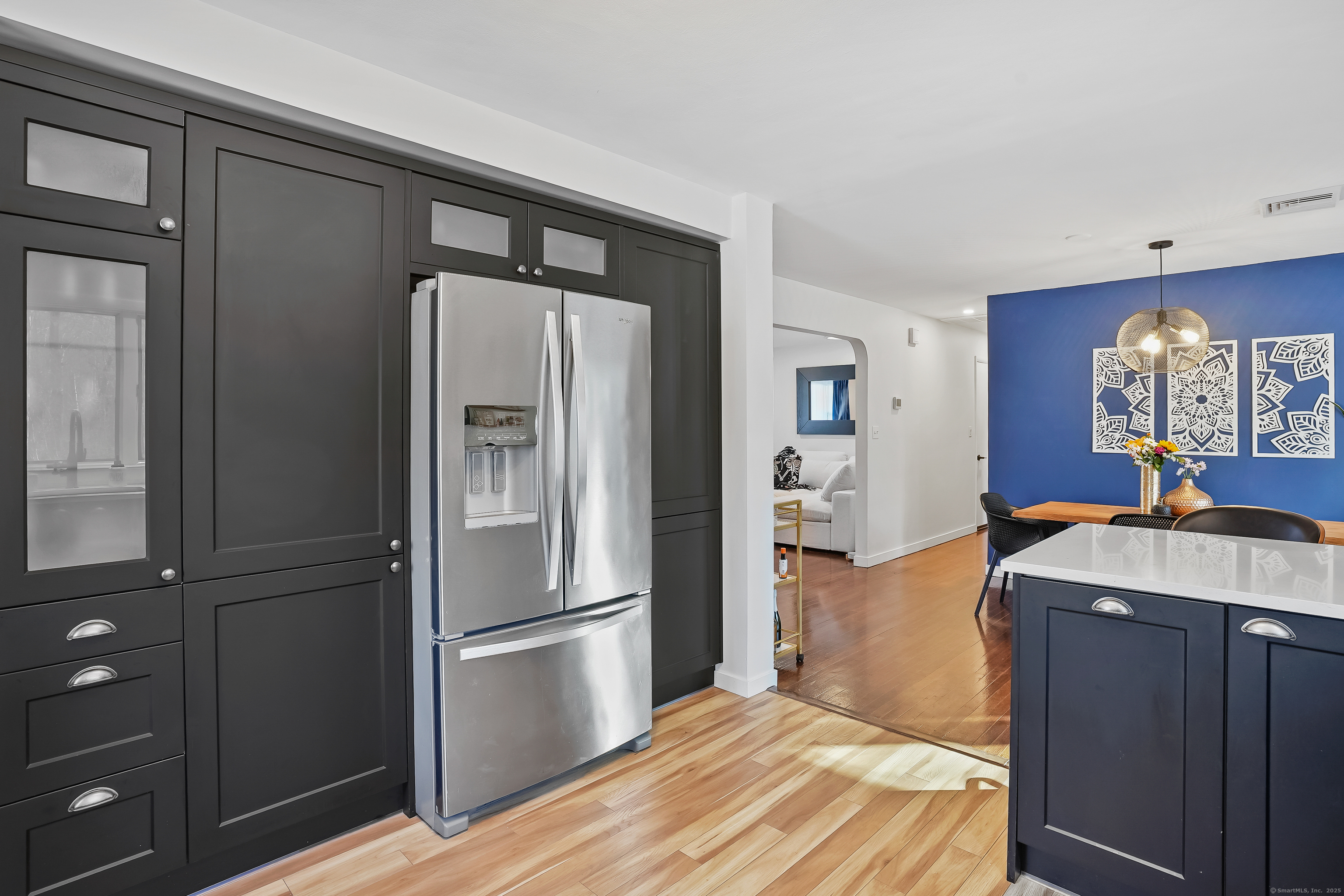 27 Grassland Road