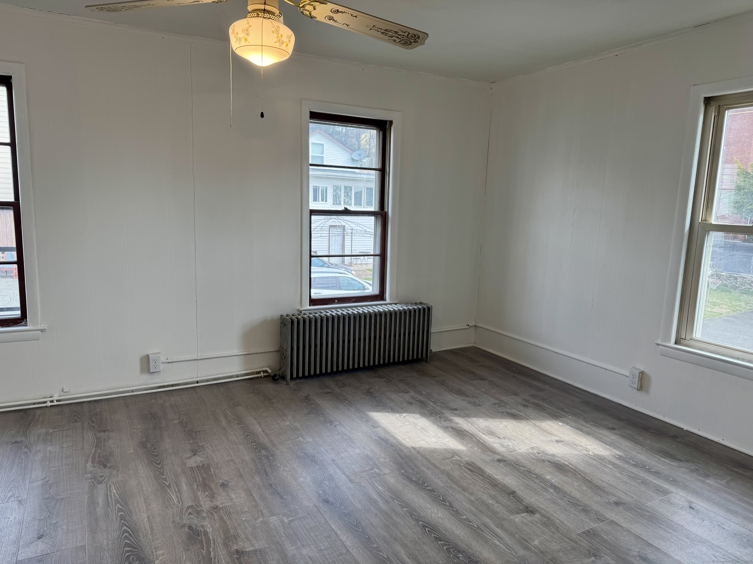 69 Smith Street 2