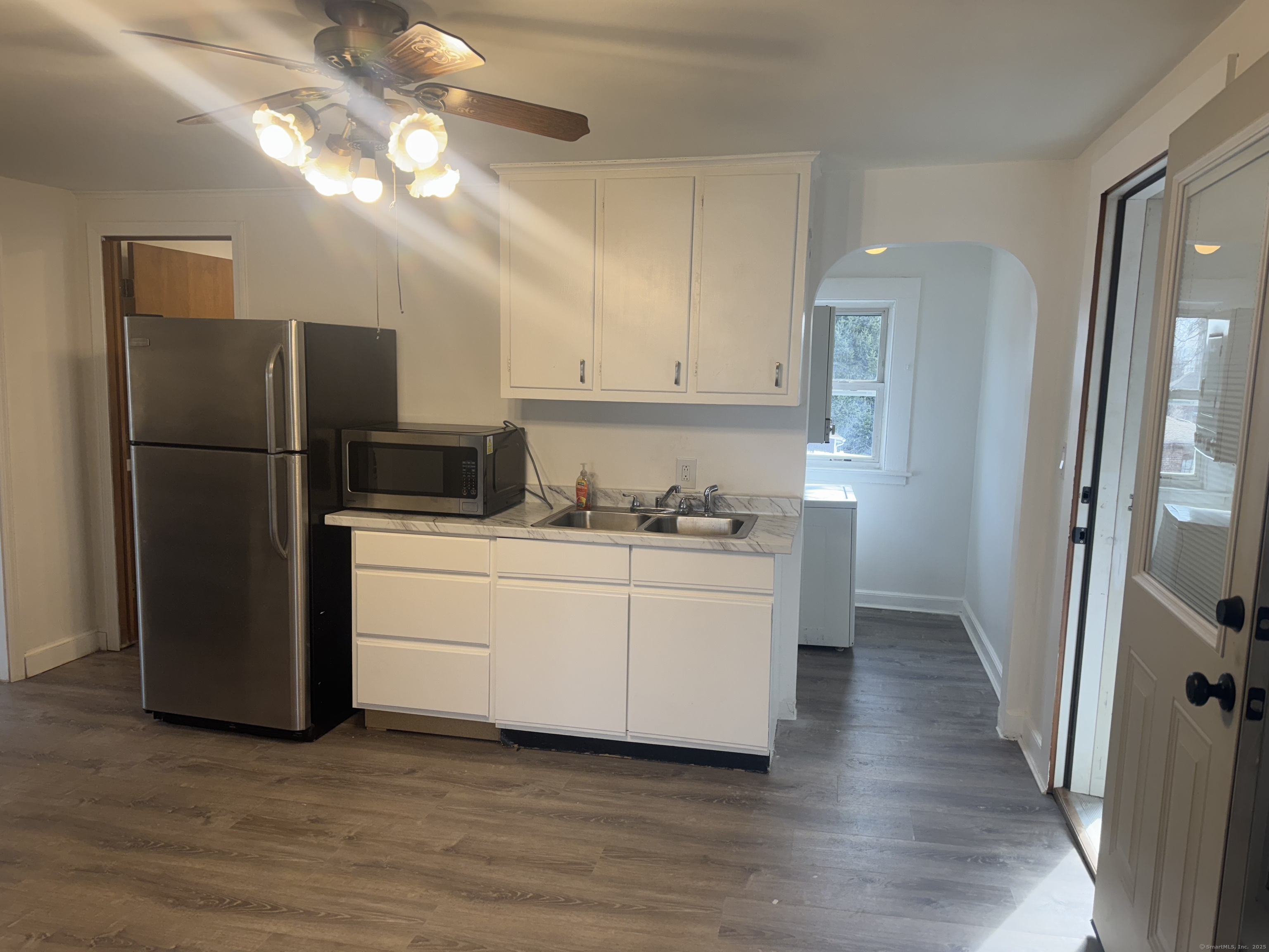 69 Smith Street 2
