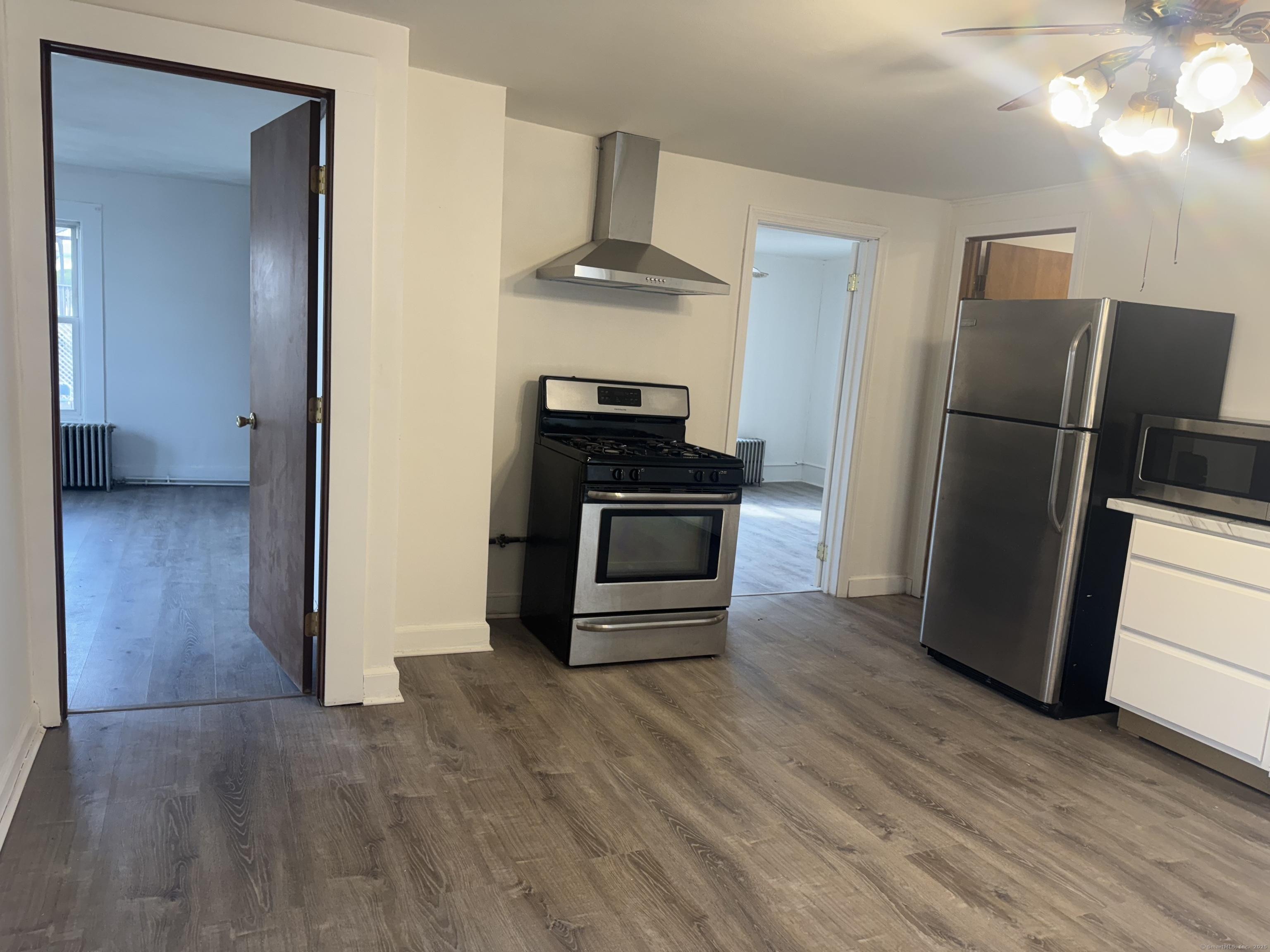 69 Smith Street 2