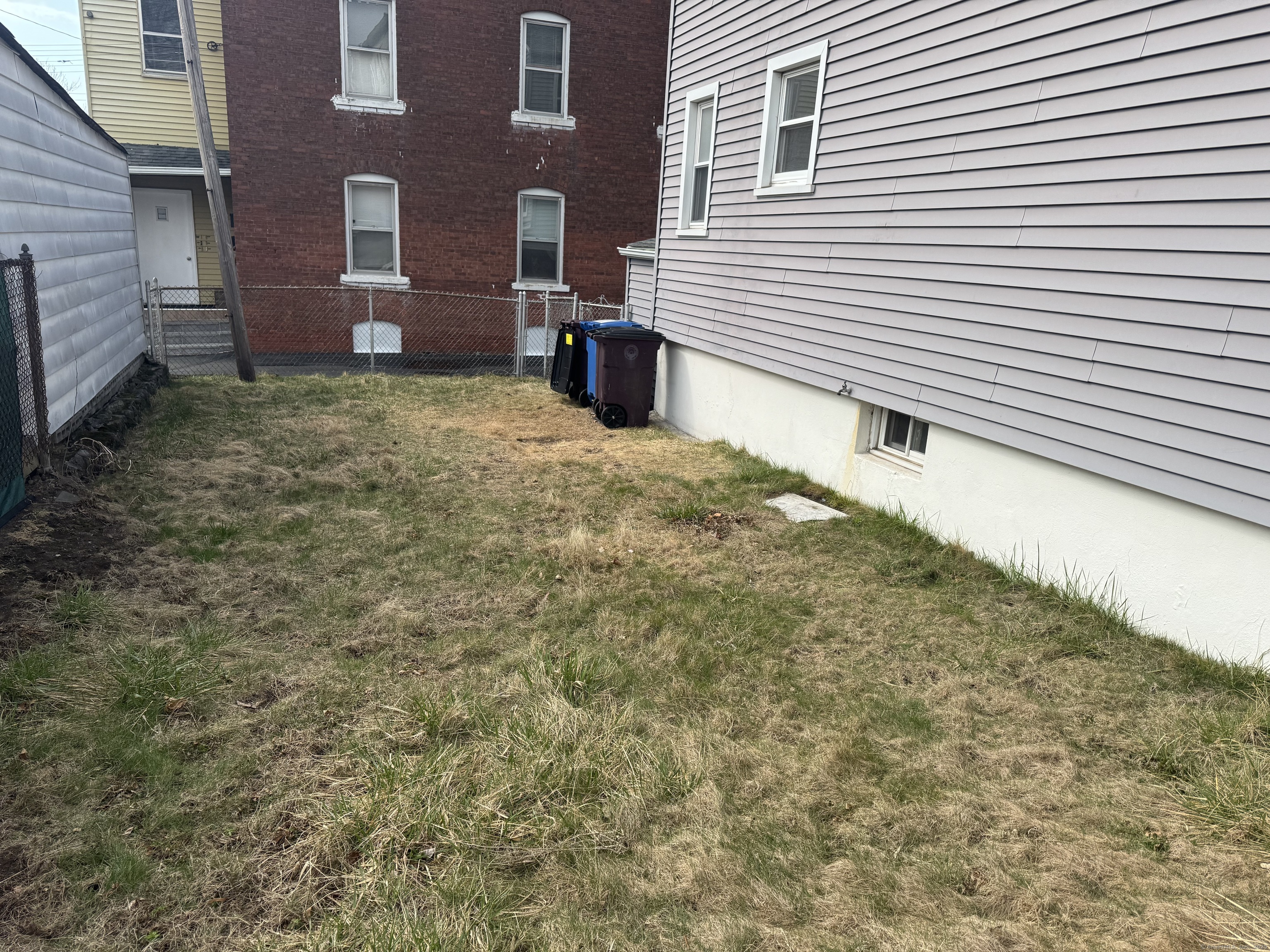 69 Smith Street 2