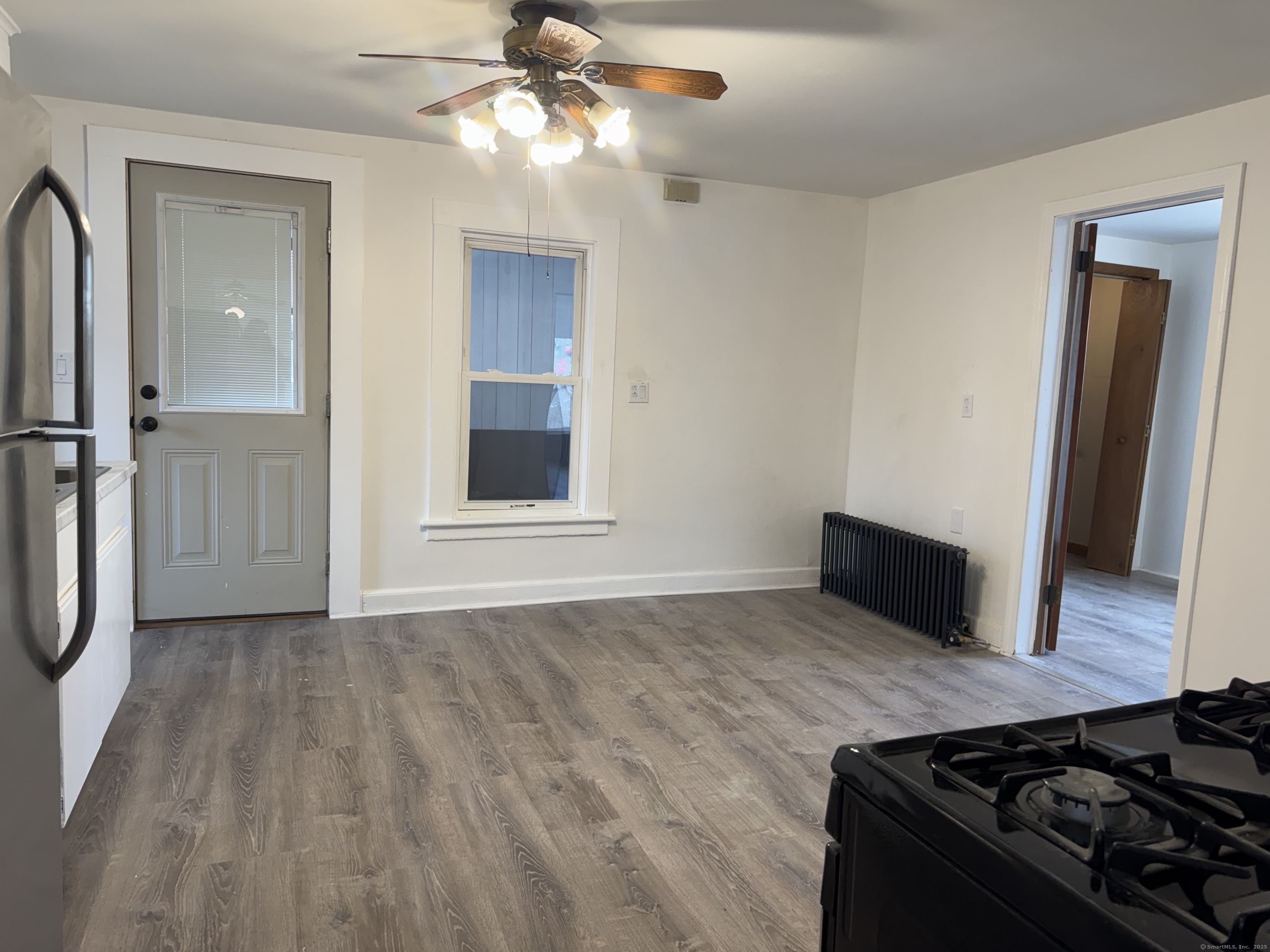 69 Smith Street 2