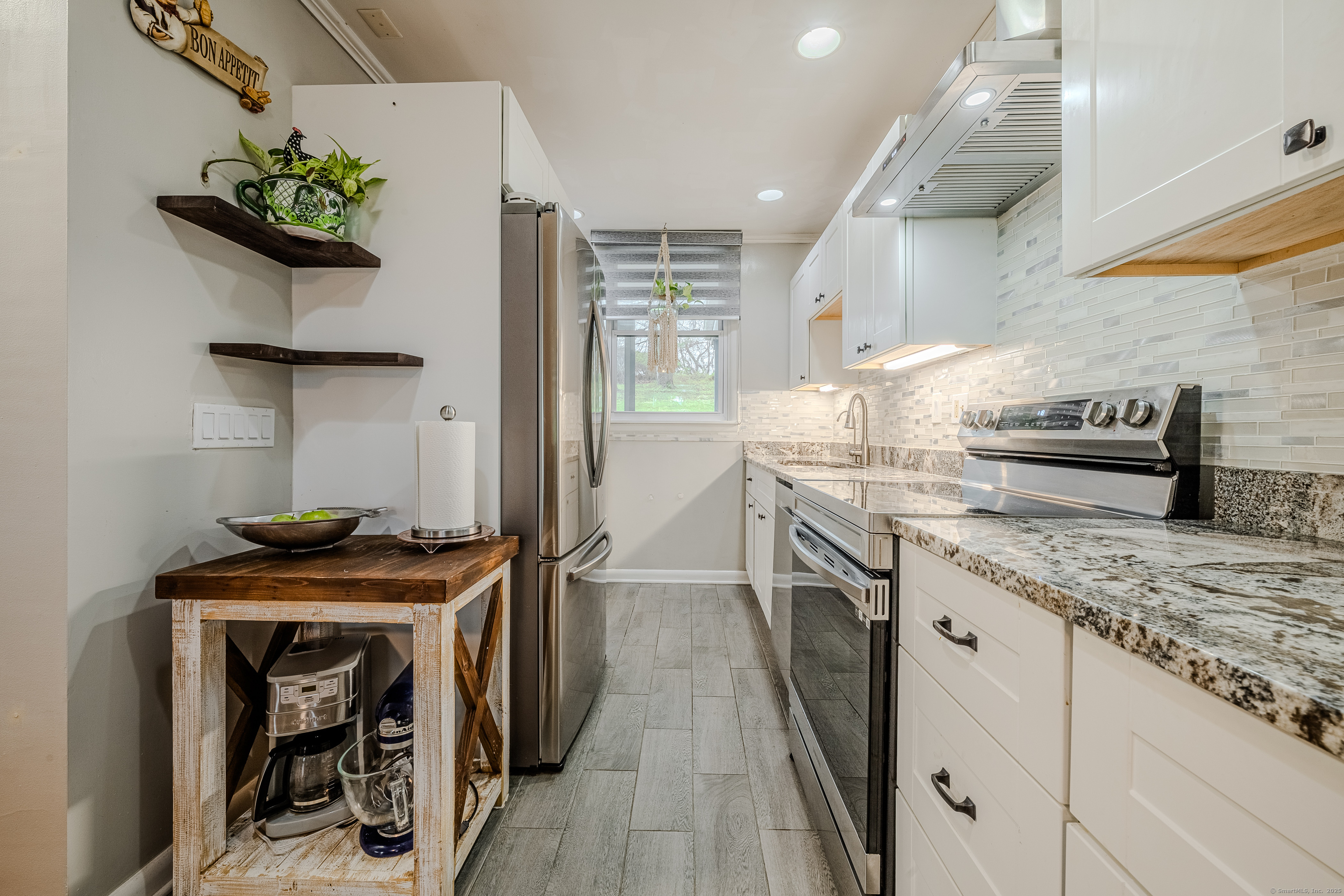 21 Orchard Hill Road