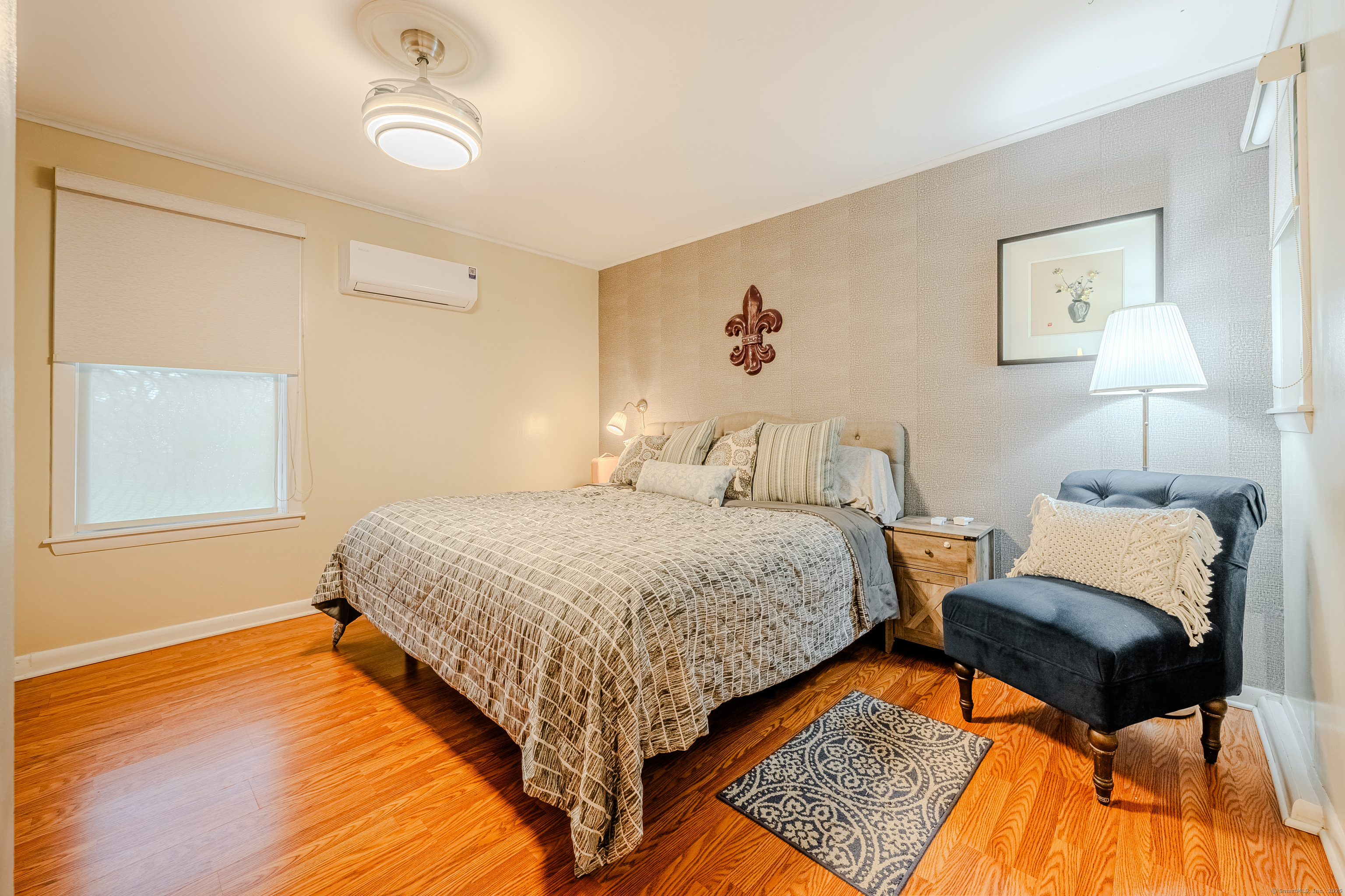 21 Orchard Hill Road