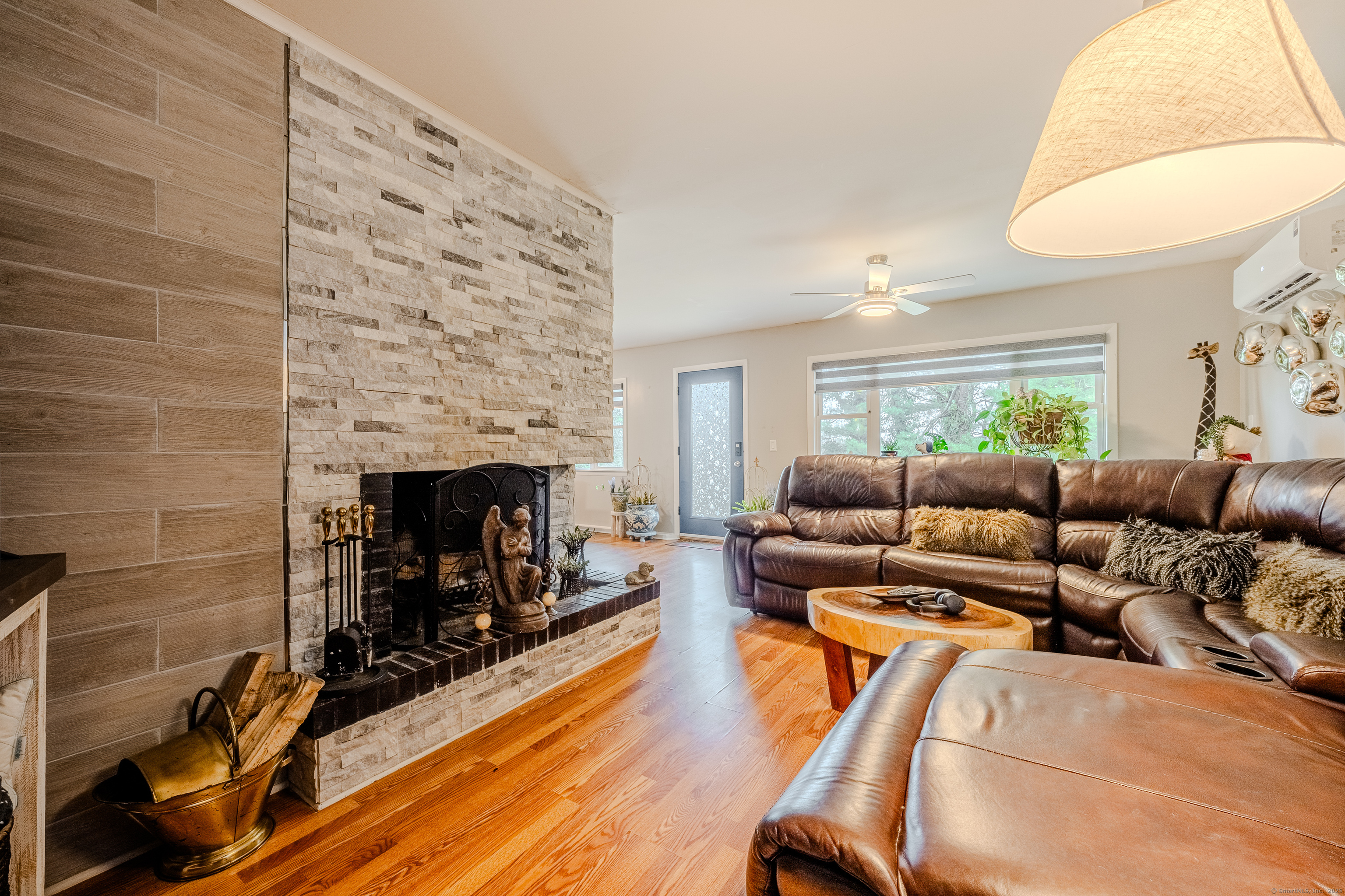 21 Orchard Hill Road